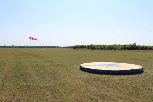 На аэродроме «Коротич» стартовал Чемпионат Украины по классическому парашютизму