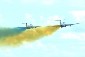 Пилотажная группа Харьковского аэроклуба показала мастерство на фестивале «Вільне небо» в Днепре
