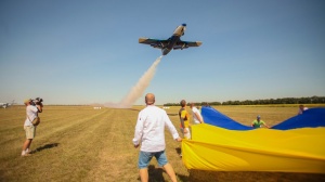 Харьковский аэроклуб на фестивале «Вільне небо» в Днепре представил трехчасовую пилотажную программу