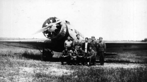 8 жовтня 1932 року відбувся перший випробувальний політ літака ХАІ-1 - швидкісного пасажирського літака з шасі, що забирається в польоті