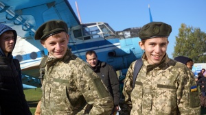 На аеродромі «Коротич» відбулася військово-спортивна гра Харківської області до Дня захисника України